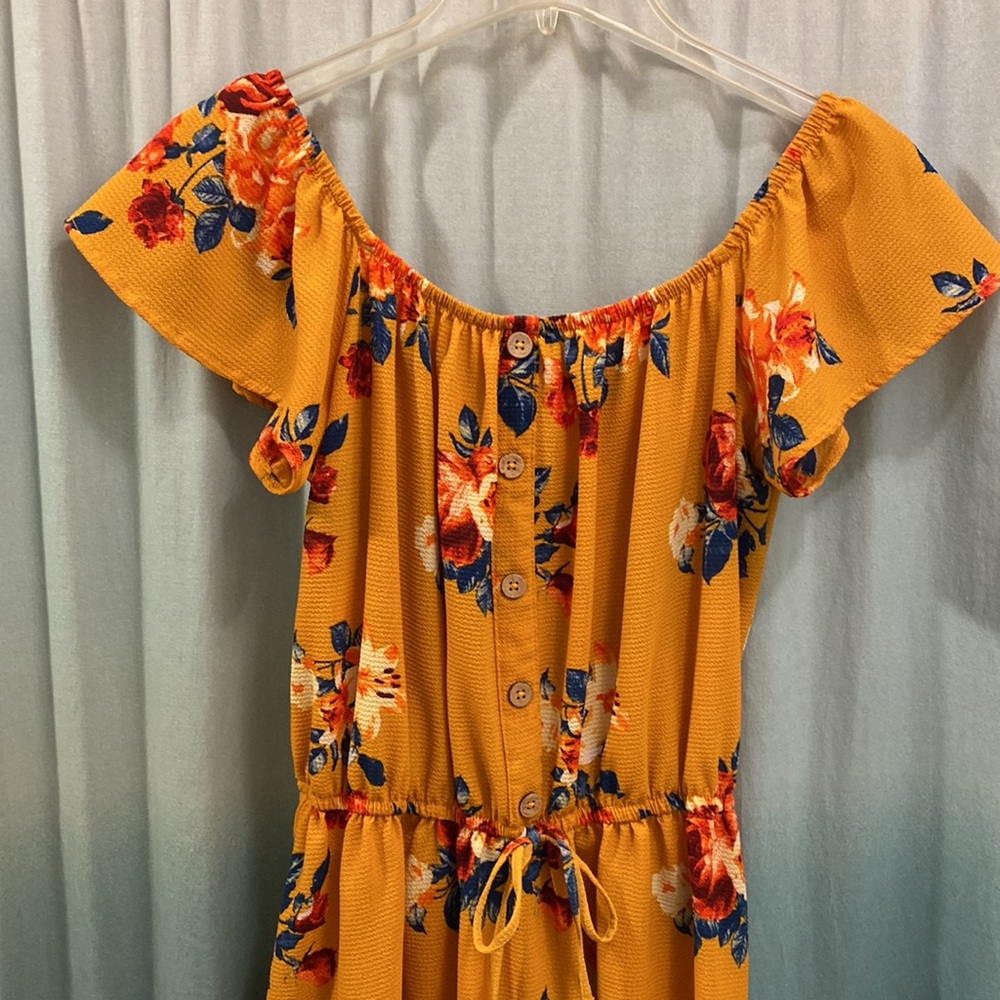 Beautiful Golden Yellow Summer Floral Dress - Picture 2 of 9